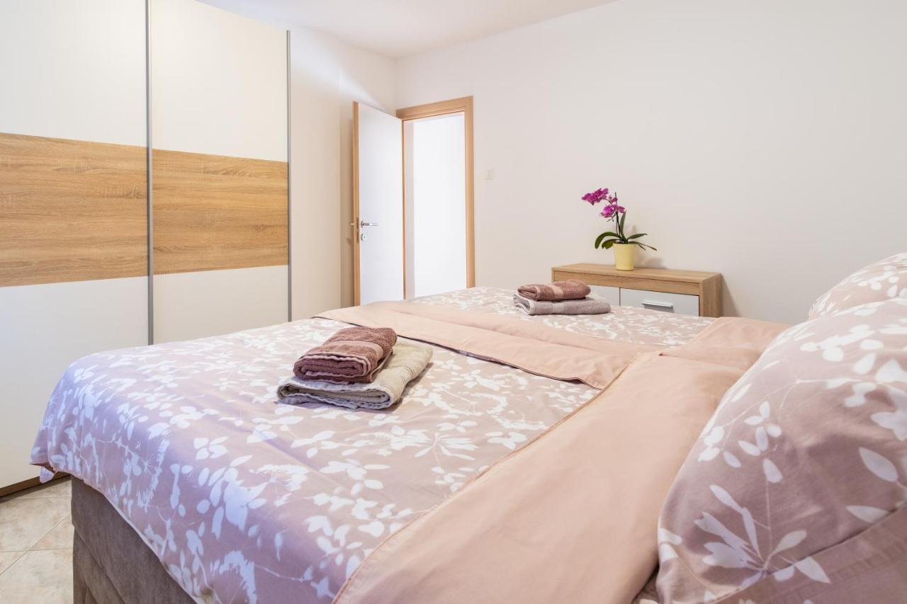 Apartmani Jolly Porec: Blizu Centra I Mora מראה חיצוני תמונה