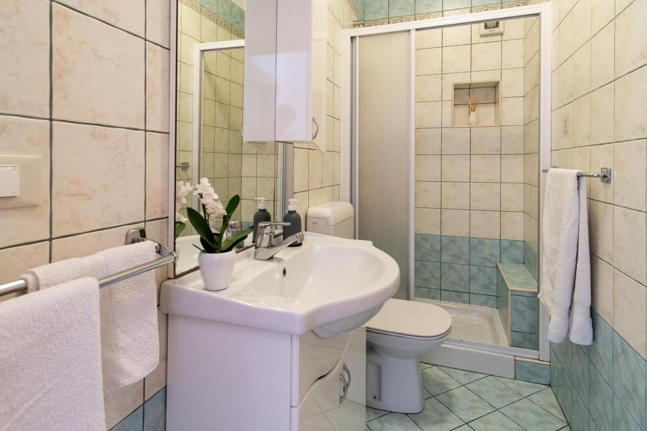 Apartmani Jolly Porec: Blizu Centra I Mora מראה חיצוני תמונה